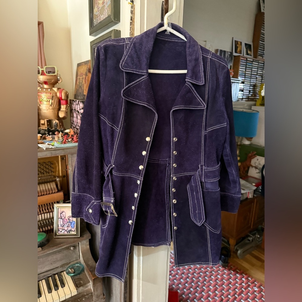 Vintage 1970s Purple Suede Jacket – Rare Color – Small